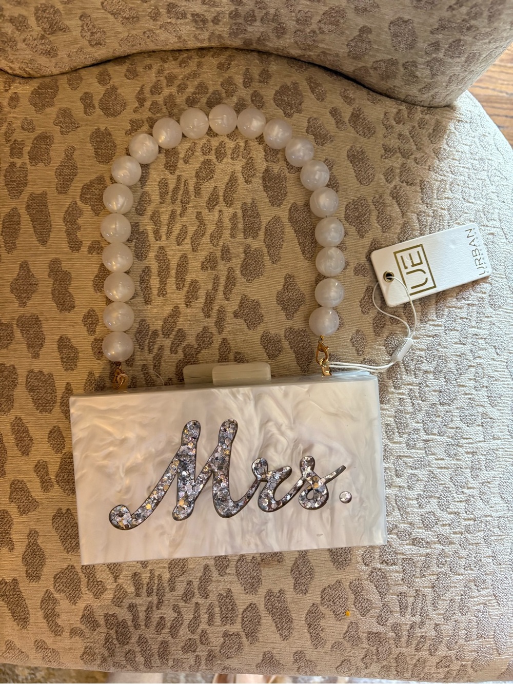 NWT Urban Expressions Pearl-White 'Mrs.' Crystal-Accent Beaded Handle Clutch